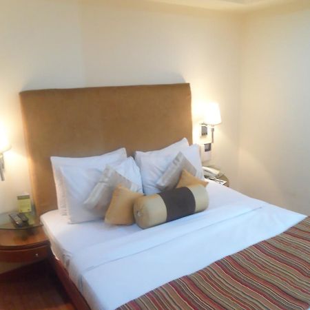 Ohris Banjara Hotel Hyderabad Exterior photo