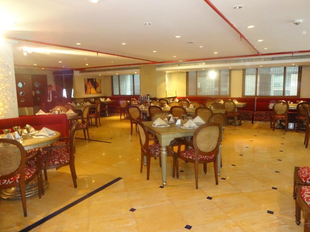 Ohris Banjara Hotel Hyderabad Exterior photo
