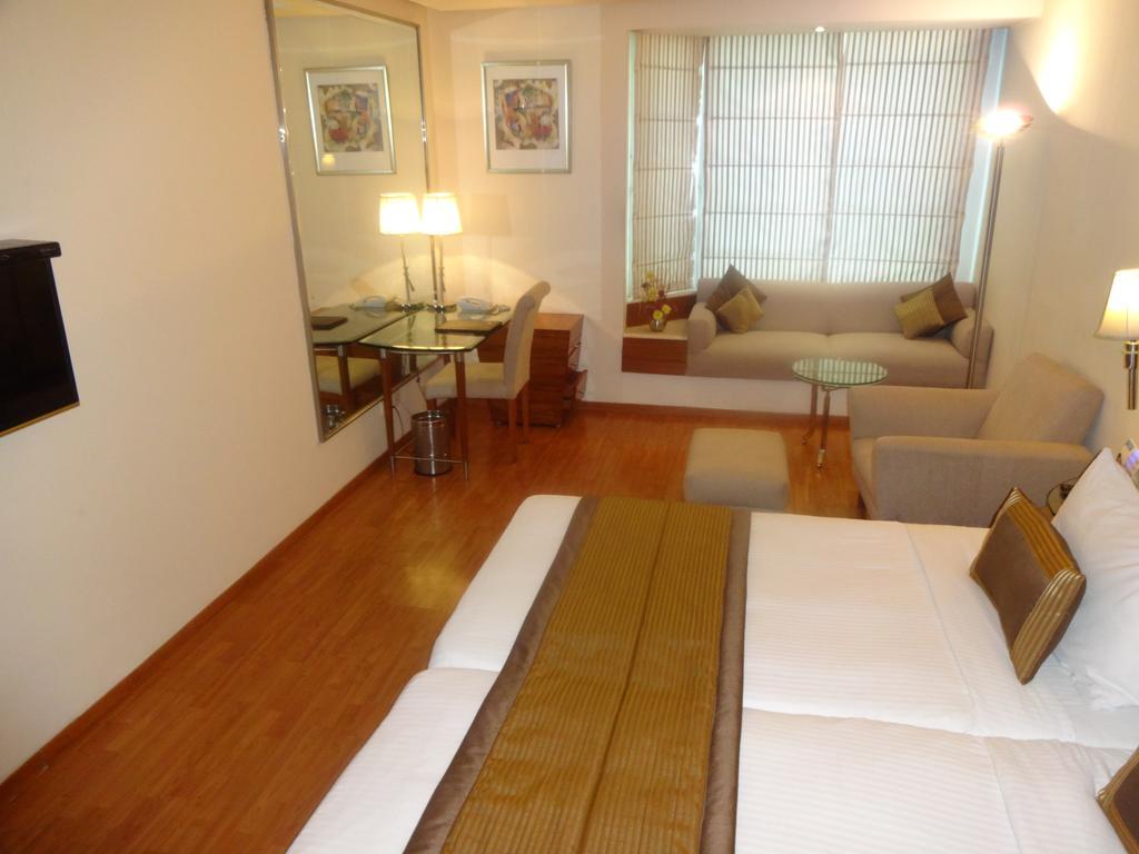 Ohris Banjara Hotel Hyderabad Exterior photo